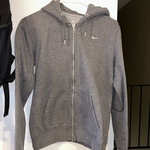 Nike zip up hoodie in color gray